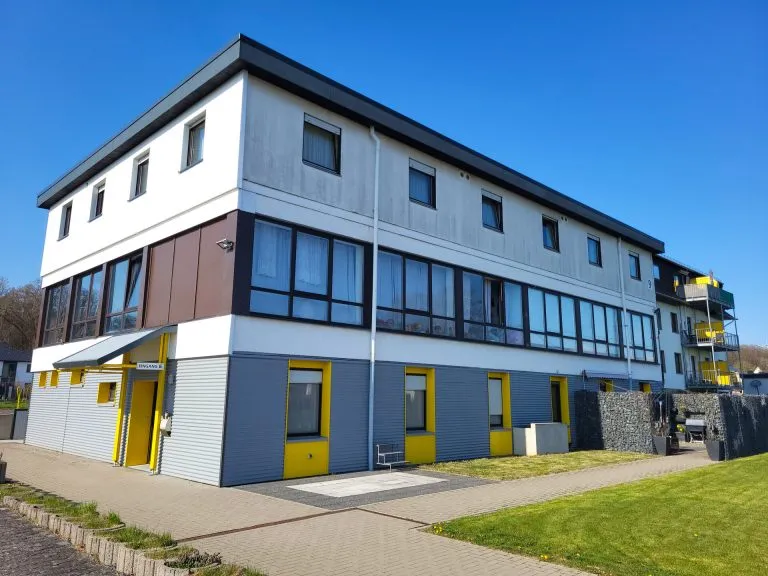 Immobilienangebot - Herschbach - Alle - Helle 2 Zimmerwohnung mit Einbauküche in ruhiger Wohnlage!