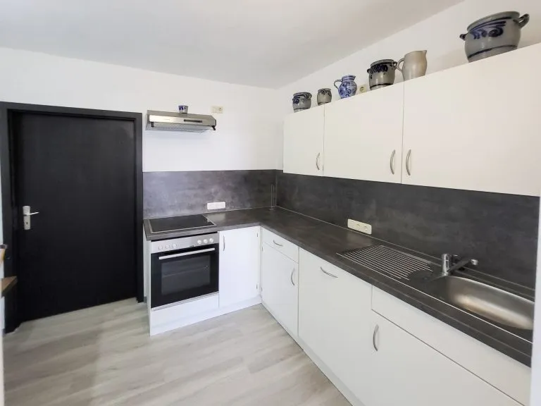 Immobilienangebot - Herschbach - Alle - Helle 2 Zimmerwohnung mit Einbauküche in ruhiger Wohnlage!